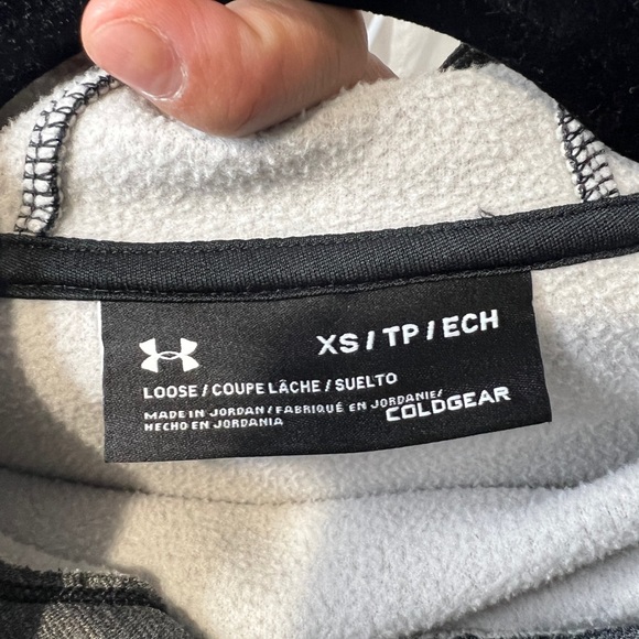 Under Armour Hoodie - Picture 3 of 3